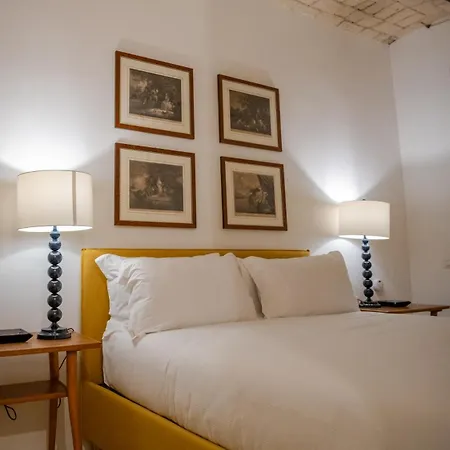 Domus Oro Nel Cuore Di Apartment *
